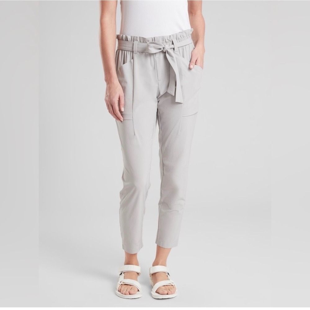 ATHLETA Skyline Ankle Pant Size 4 Gray Paperbag Waist‎ Tie Travel Athleisure